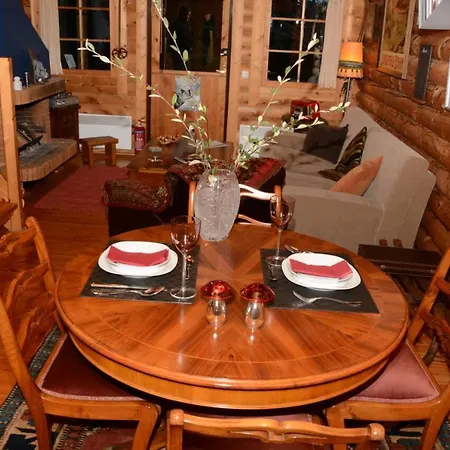 Luxury Chalet Tsek Шале *