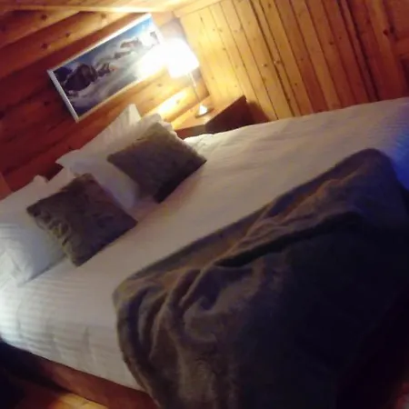Luxury Chalet Tsek